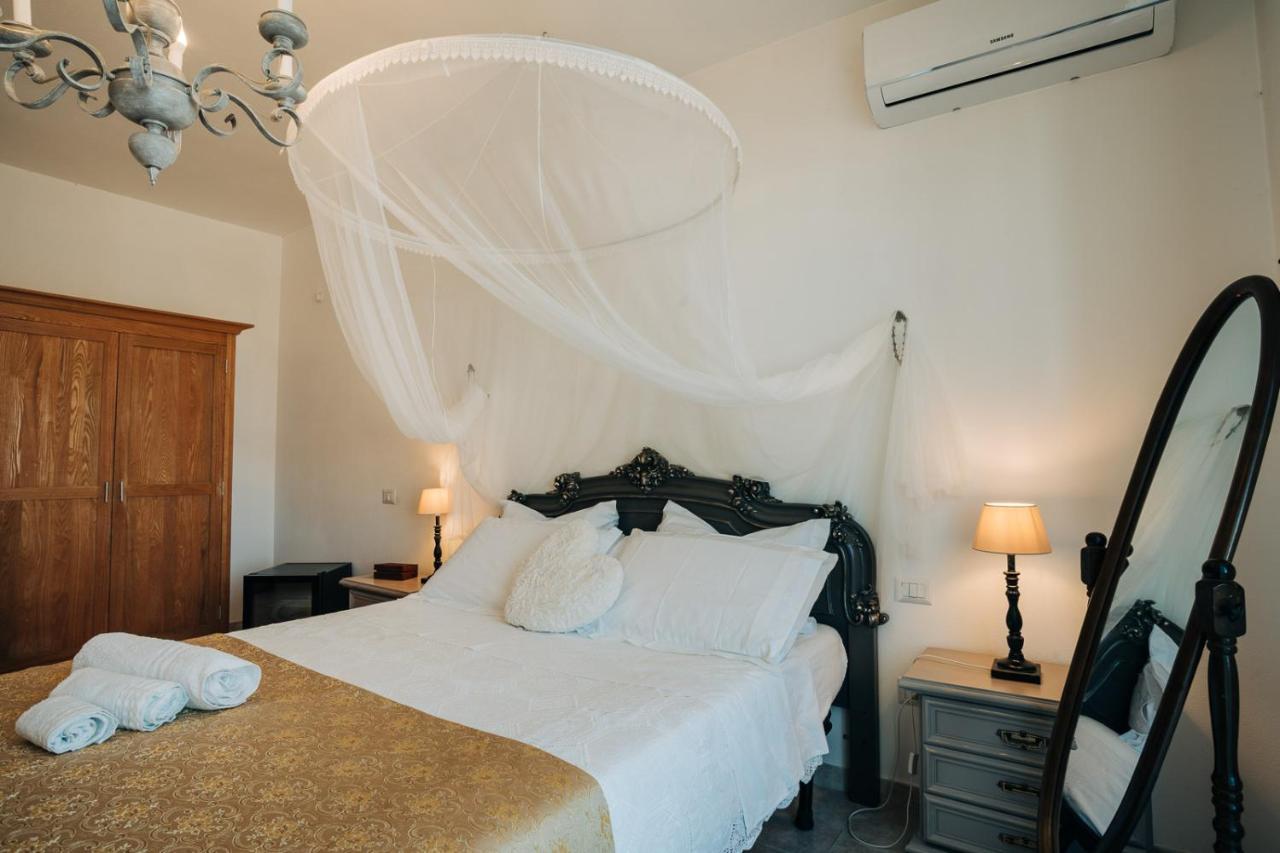 Juniper Bay Bed and Breakfast Portoscuso Εξωτερικό φωτογραφία